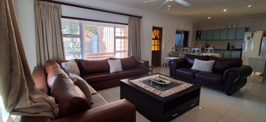 4 Bedroom Property for Sale in Diaz Beach Western Cape